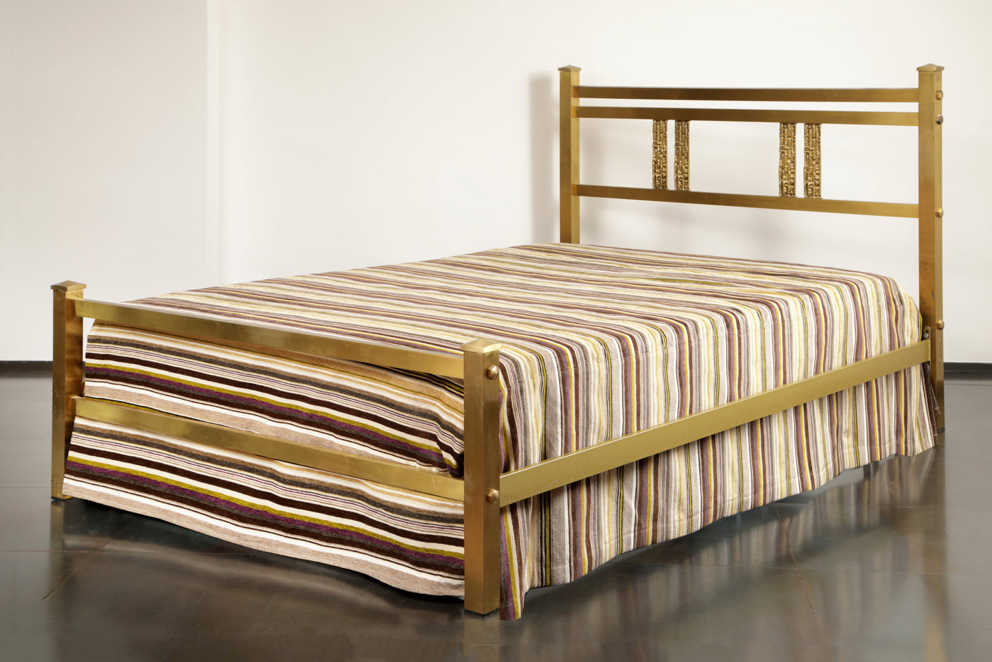 Striped velvet bedspread set
