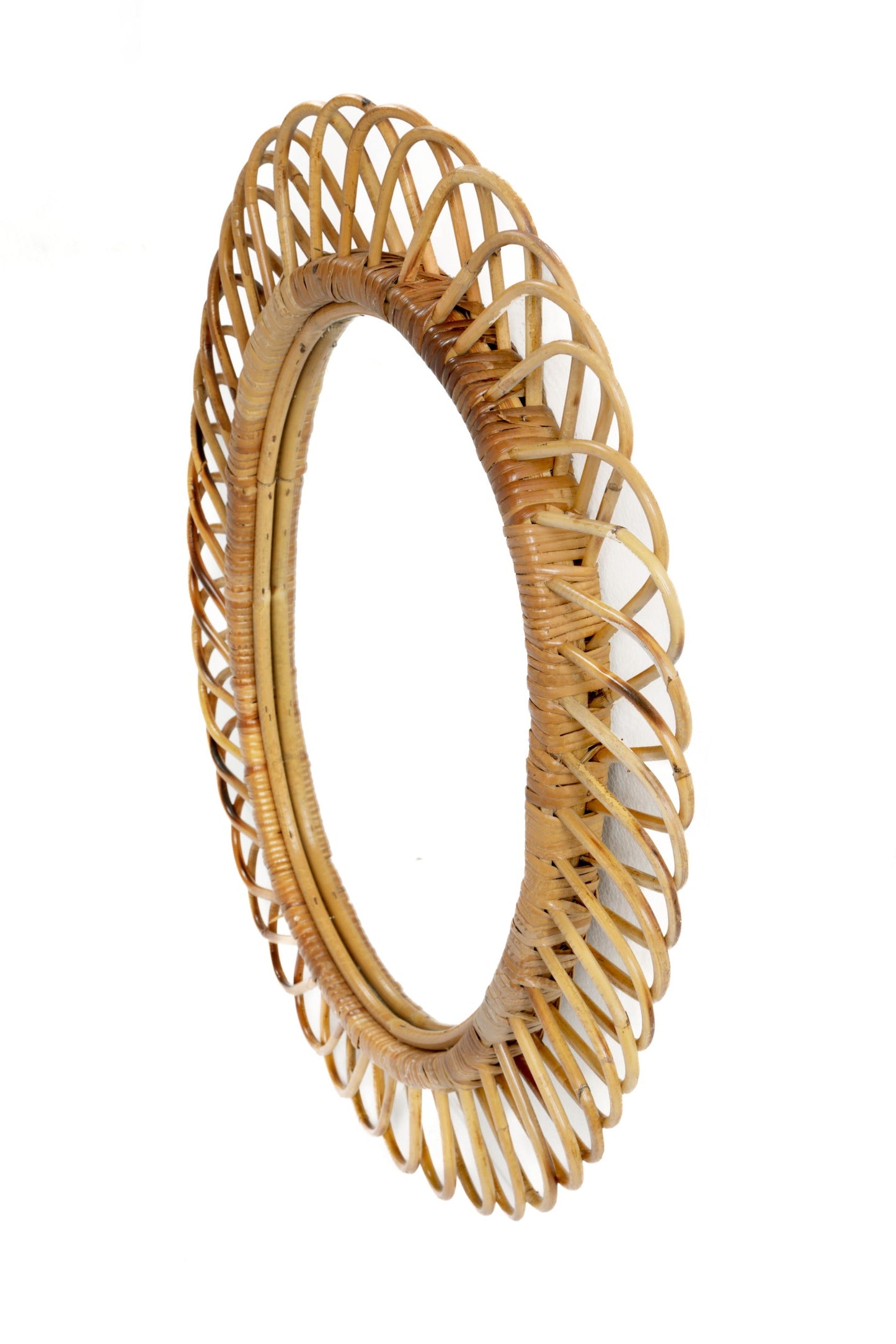 Oval natural rattan mirror from the 70s