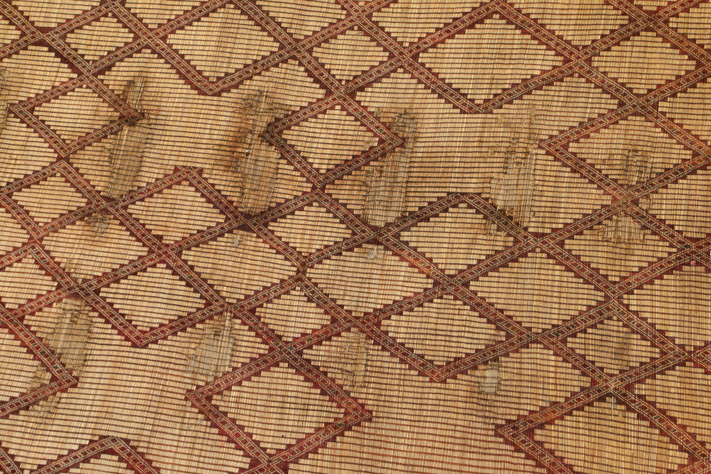 Moroccan mat from the 70s with red stripes 495 x 185
