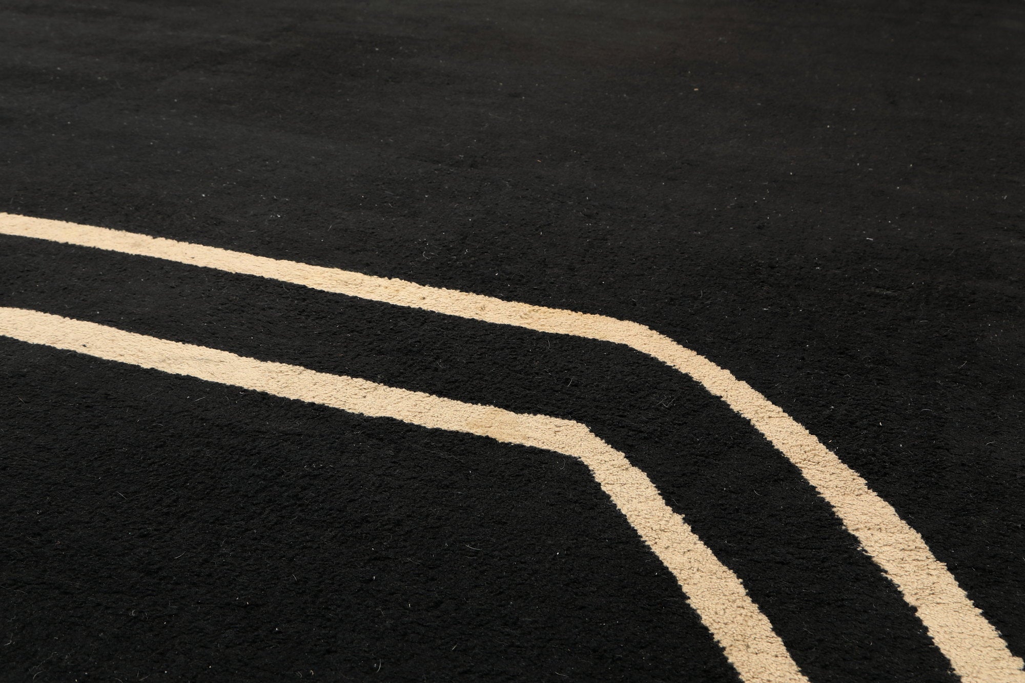 Tappeto Déco nero linee avorio