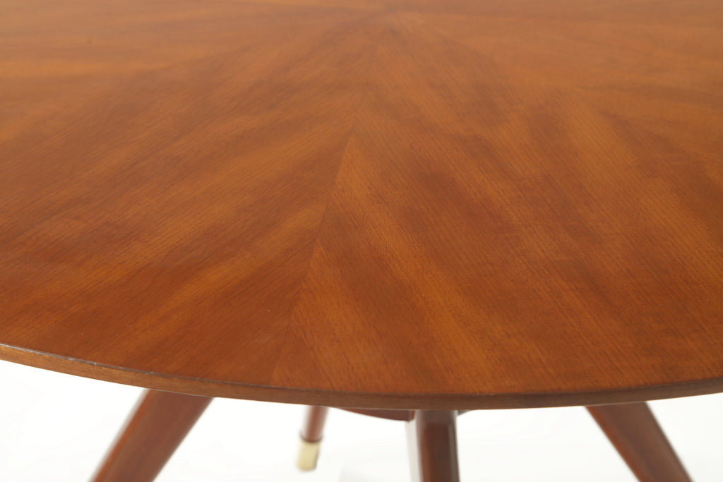 Silvio Cavatorta table 1950