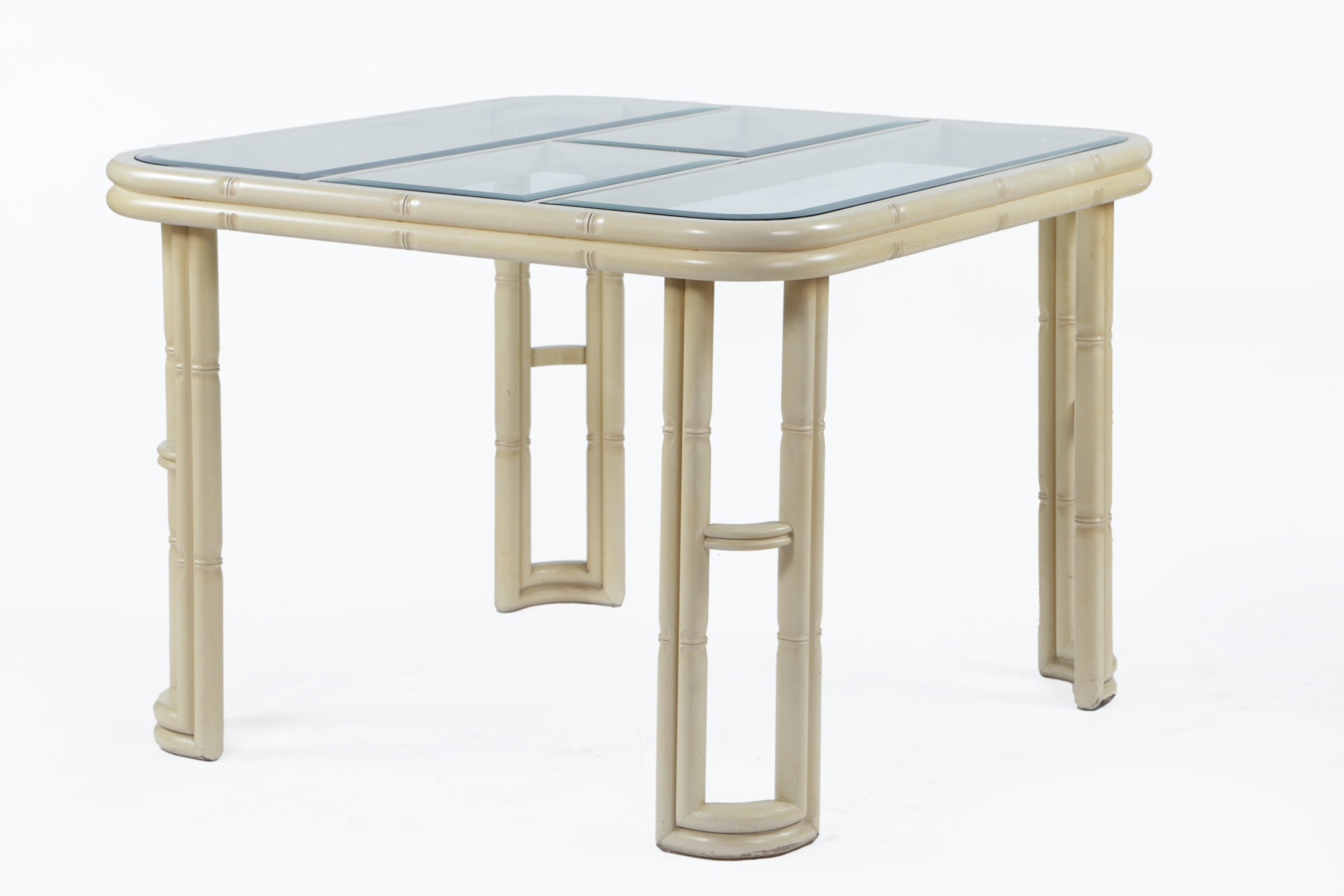 Table from the 70s in lacquered wood