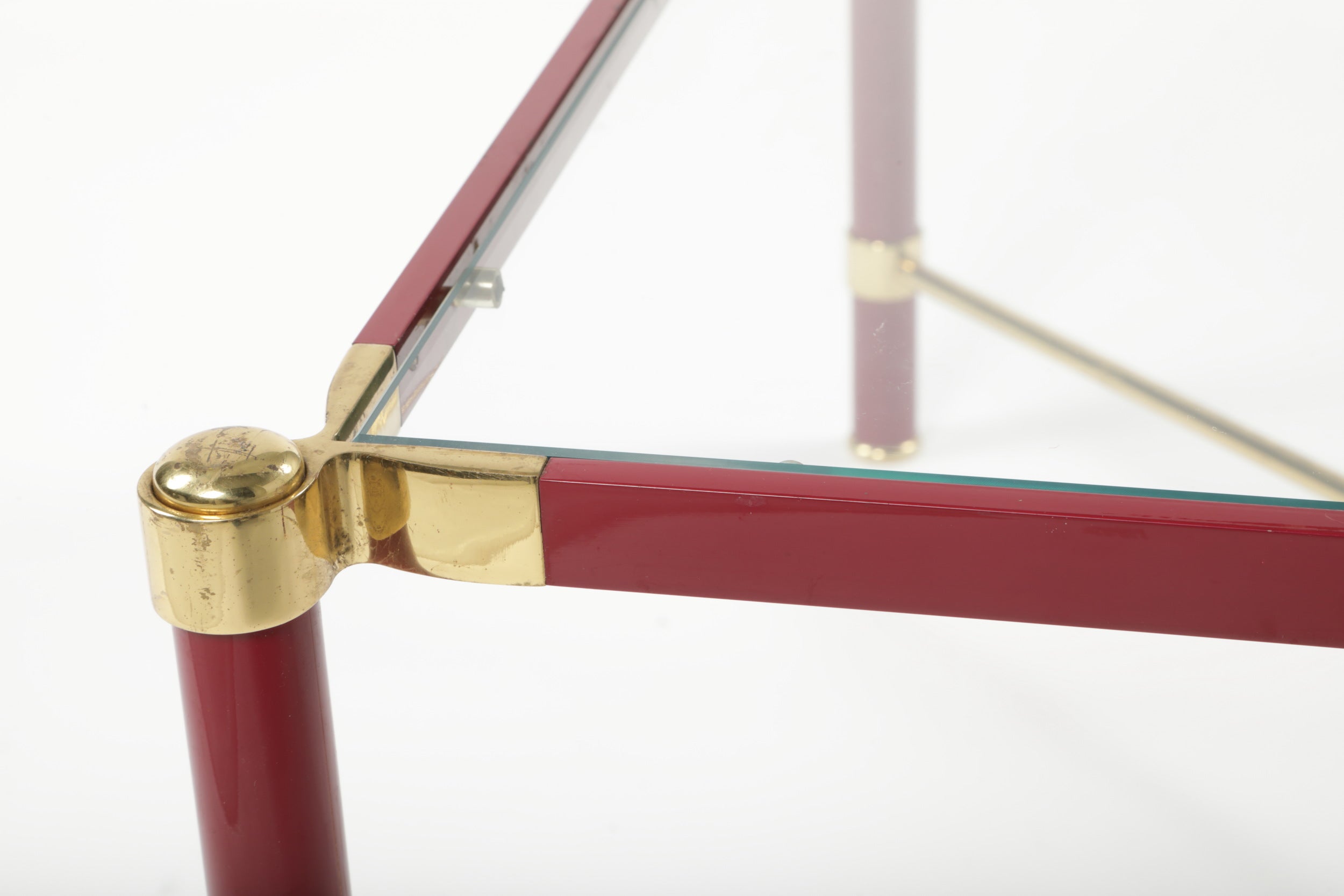 Tavolo basso quadrato laccato bordeaux anni 70