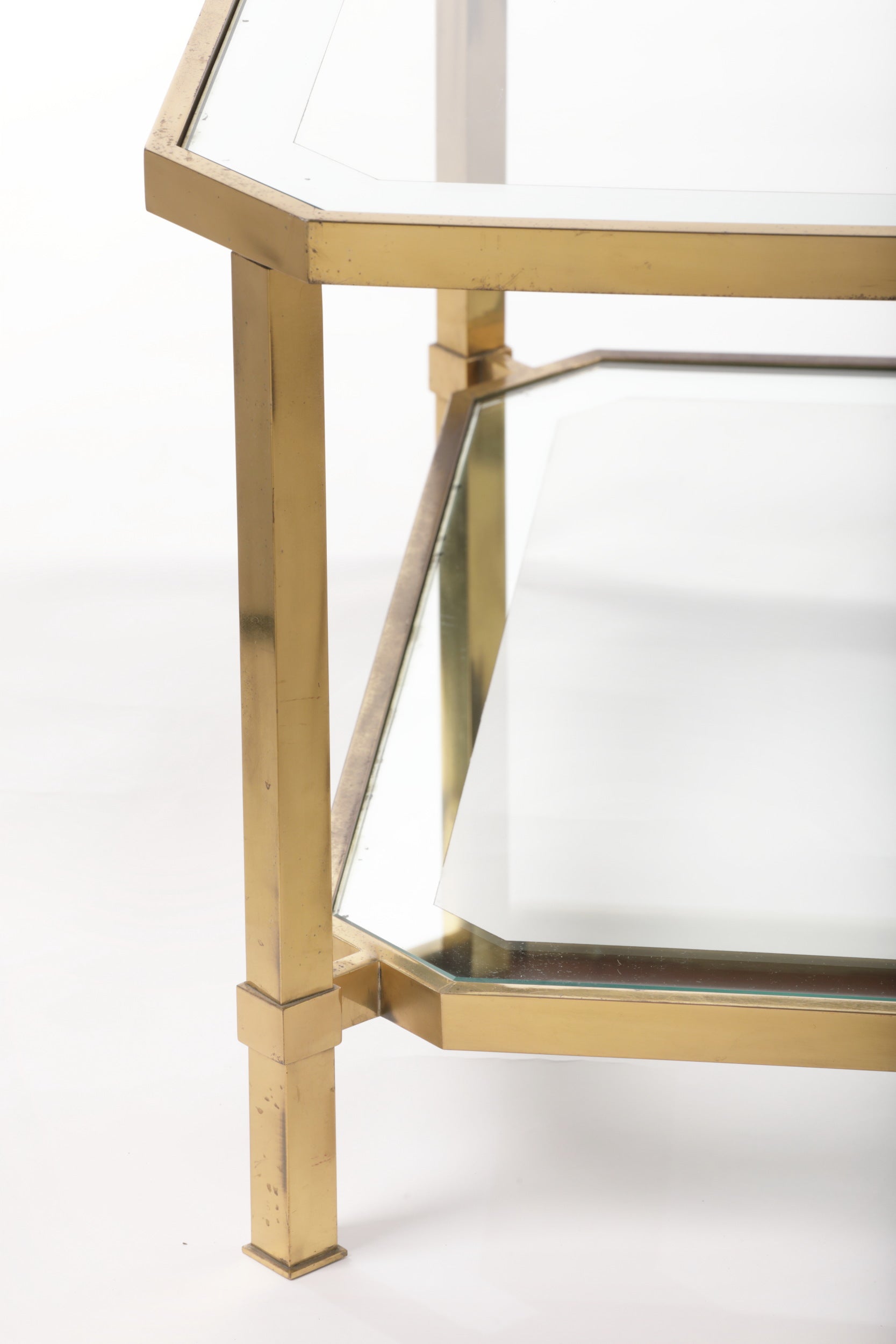 Square living room table from the 70s