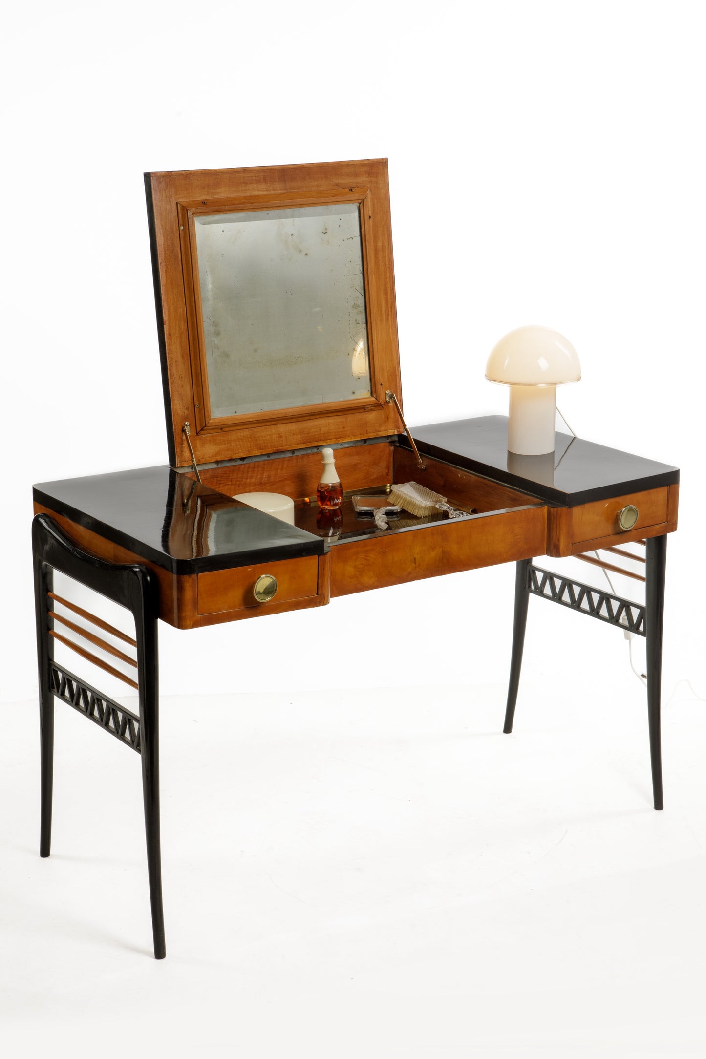 1950s dressing table attributed to Paolo Buffa