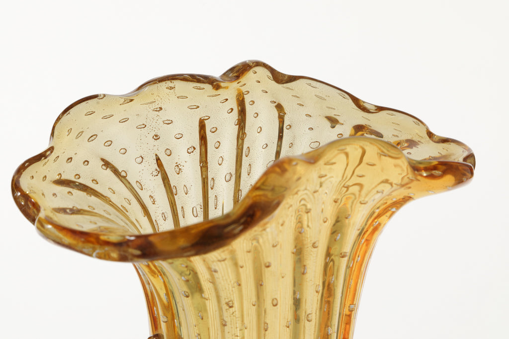 1960s vase in amber bullicante Murano glass