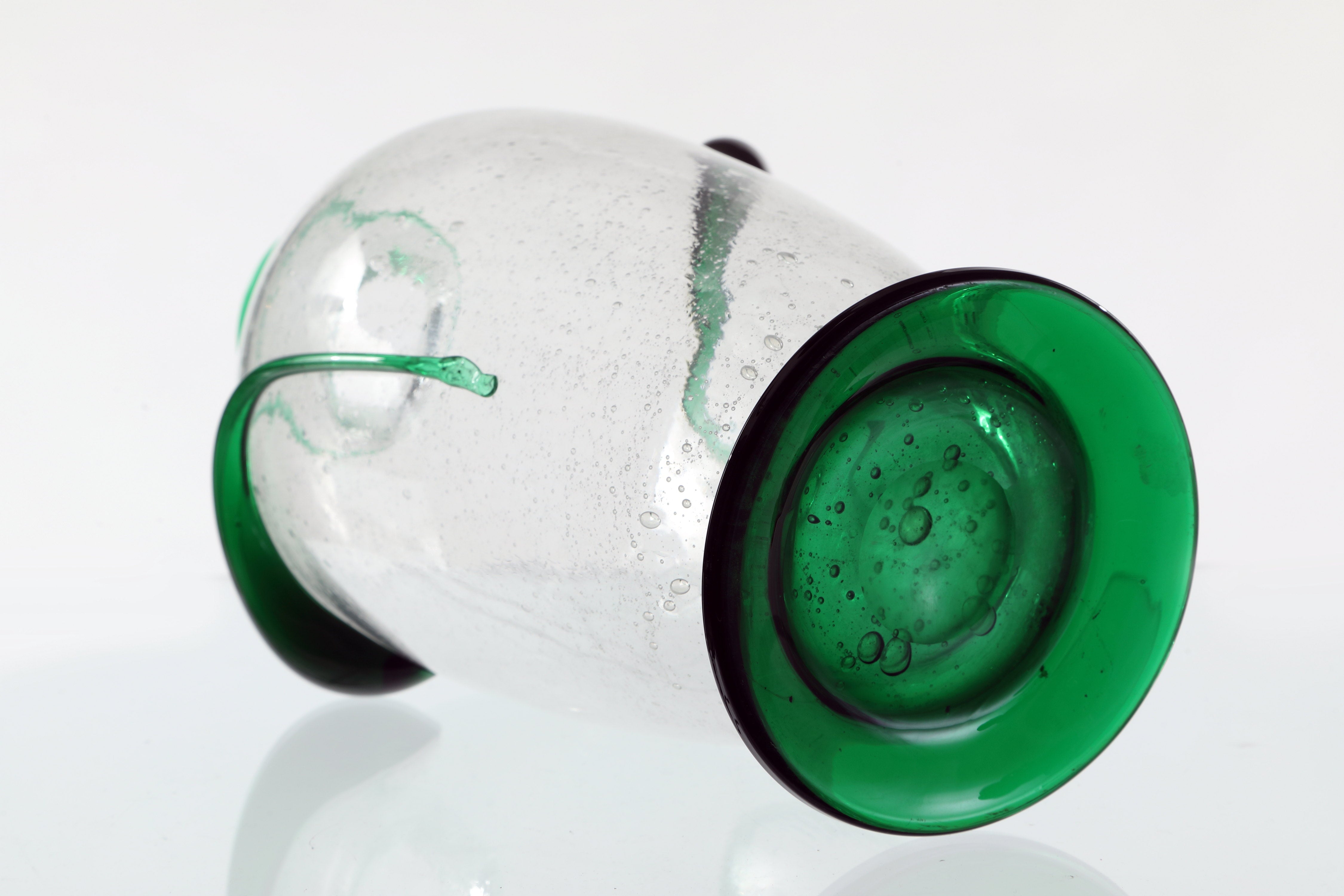 Bullicante glass vase with green bands