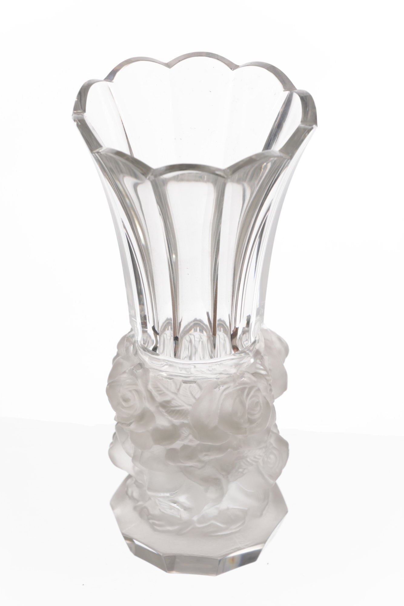 Sandblasted glass vase with rose base