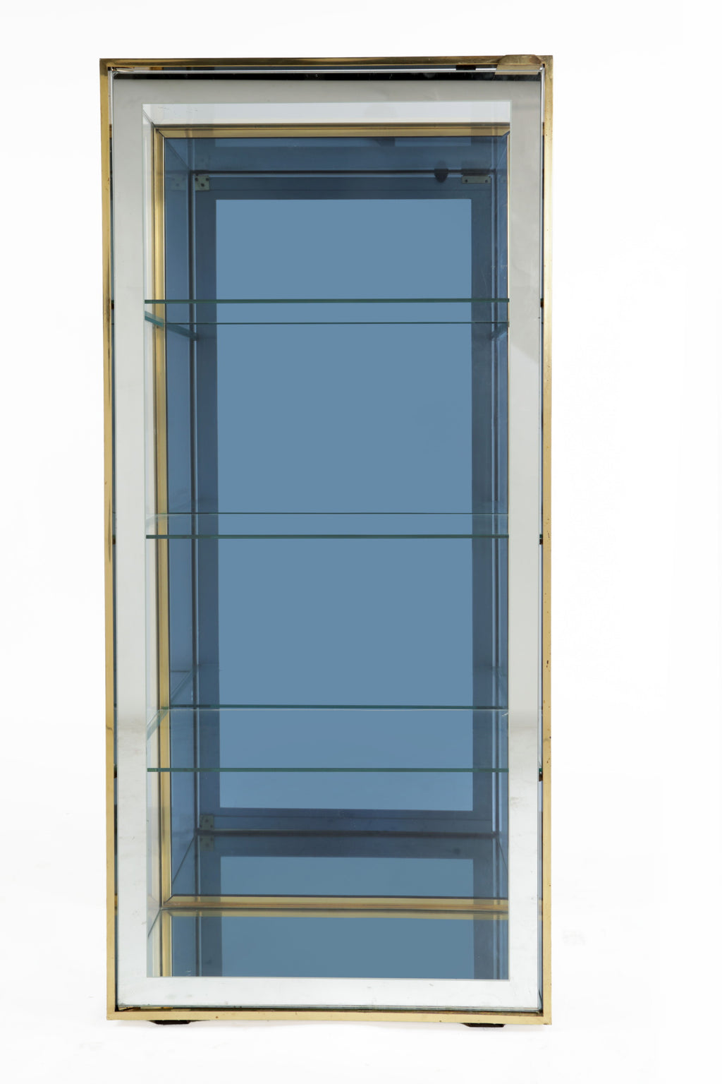 Showcase from the 70s with mirrored profiles