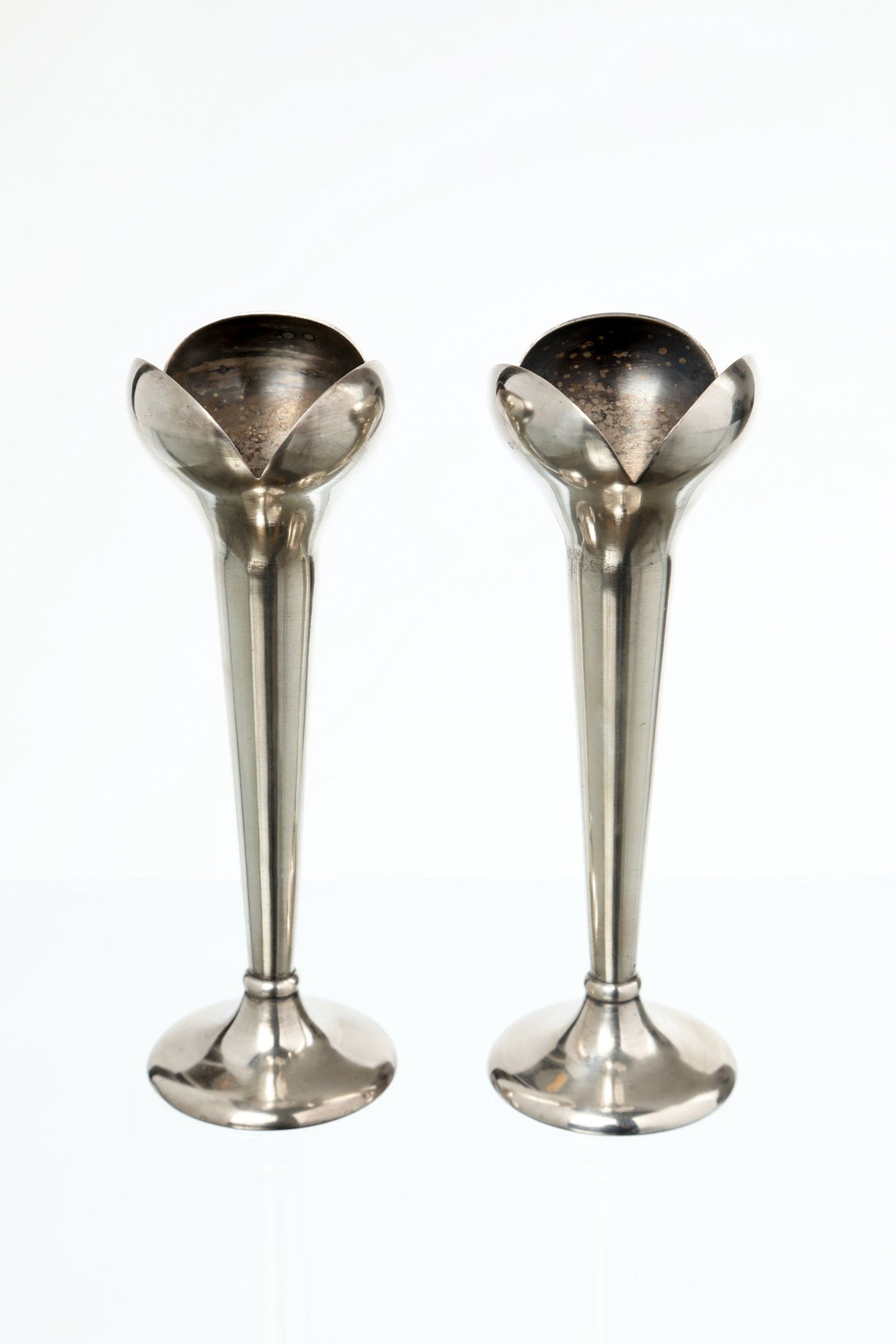 Pair of soliflore vases from the late 1960s by Gio Ponti for Fratelli Calderoni